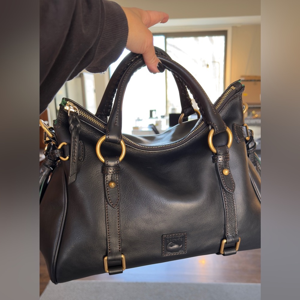 Dooney & Bourke Large Florentine Satchel Large, Black Black